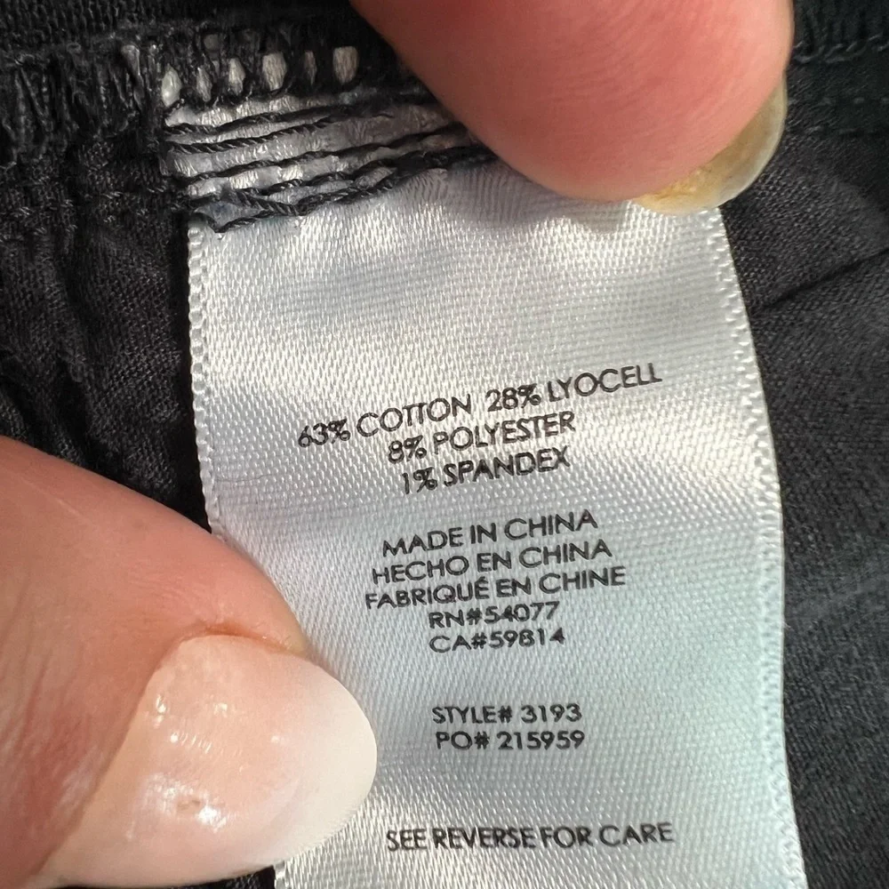 CAbi skinny distressed